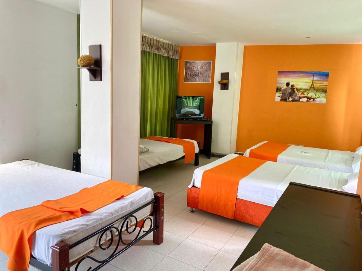 Hotel Santelmo カリ エクステリア 写真