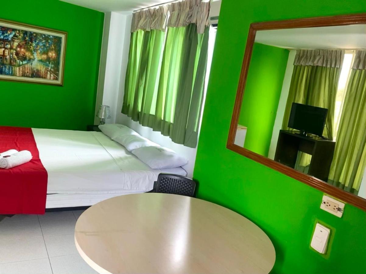 Hotel Santelmo カリ エクステリア 写真
