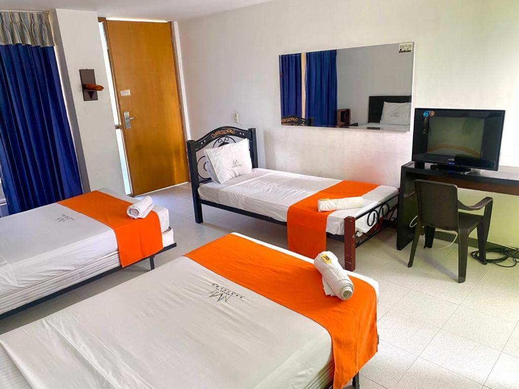 Hotel Santelmo カリ エクステリア 写真